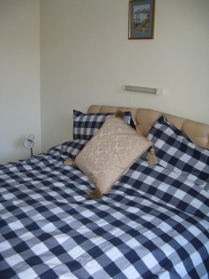 Pine Lodge Barton on Sea Eksteriør bilde